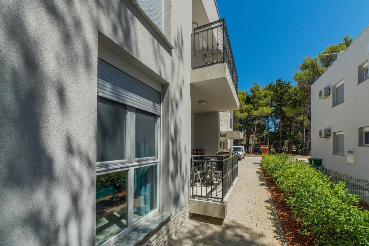 Apartments Djian Vir Bagian luar foto