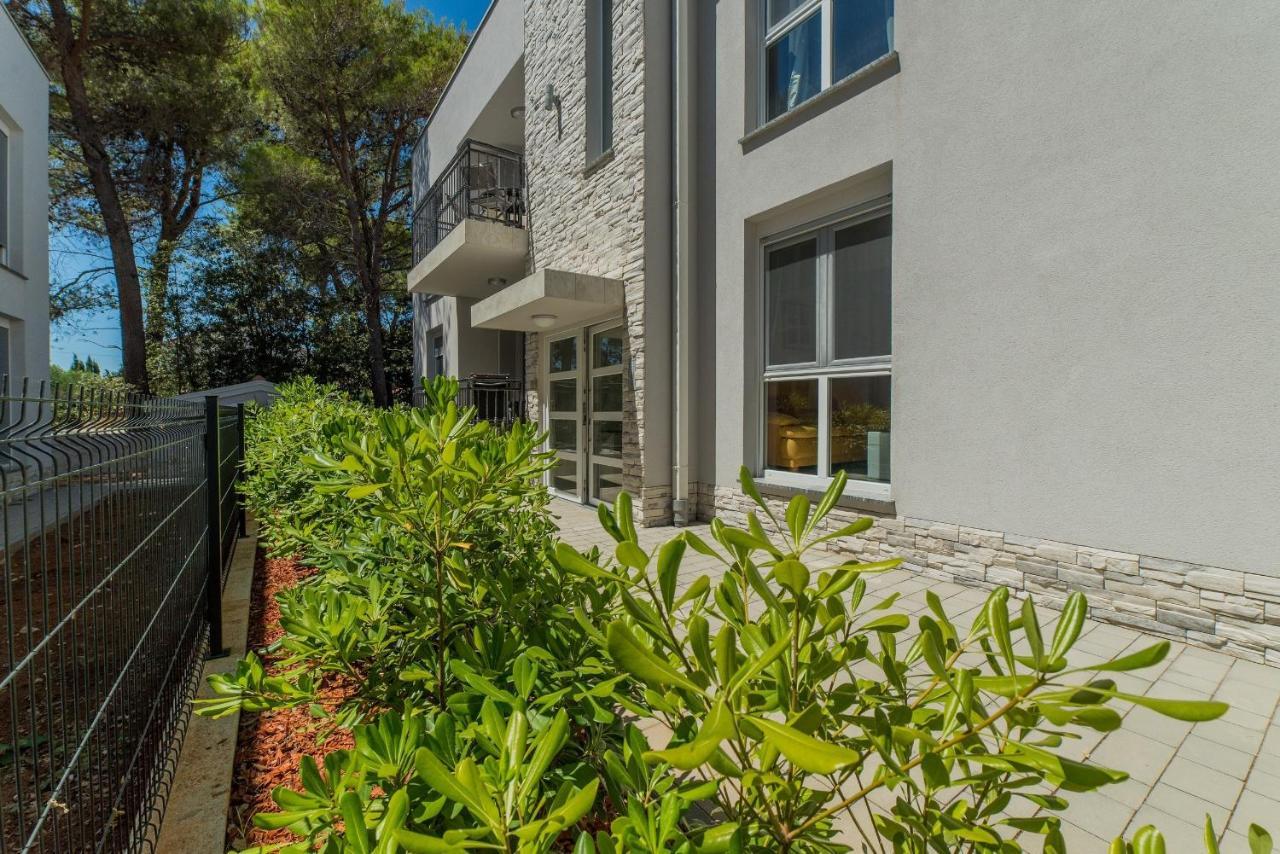 Apartments Djian Vir Bagian luar foto